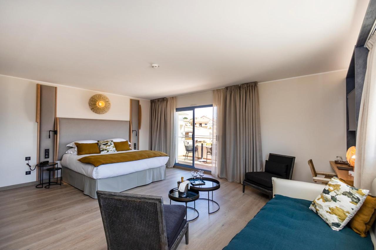 Hotel L'Acquale كالفي المظهر الخارجي الصورة